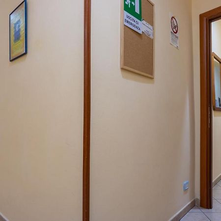 Domenichino Guesthouse Рим Екстер'єр фото